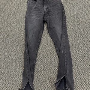 Abercrombie slit jeans size 26